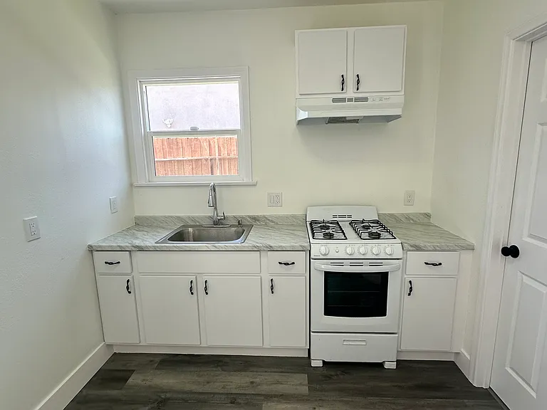 5459 Lemon Ave #C — Photo 4
