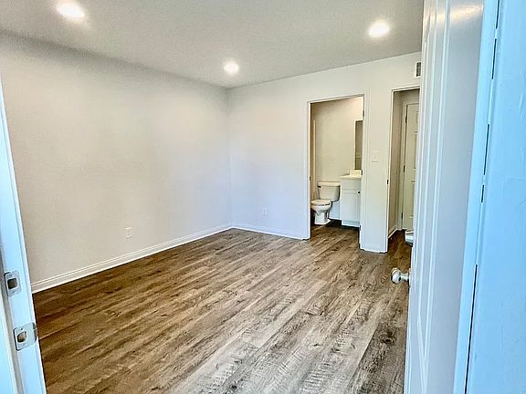 5th image of 85 Hanning Ln Unit A-85a