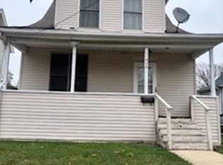 438 Spring St, Aurora, IL 60505