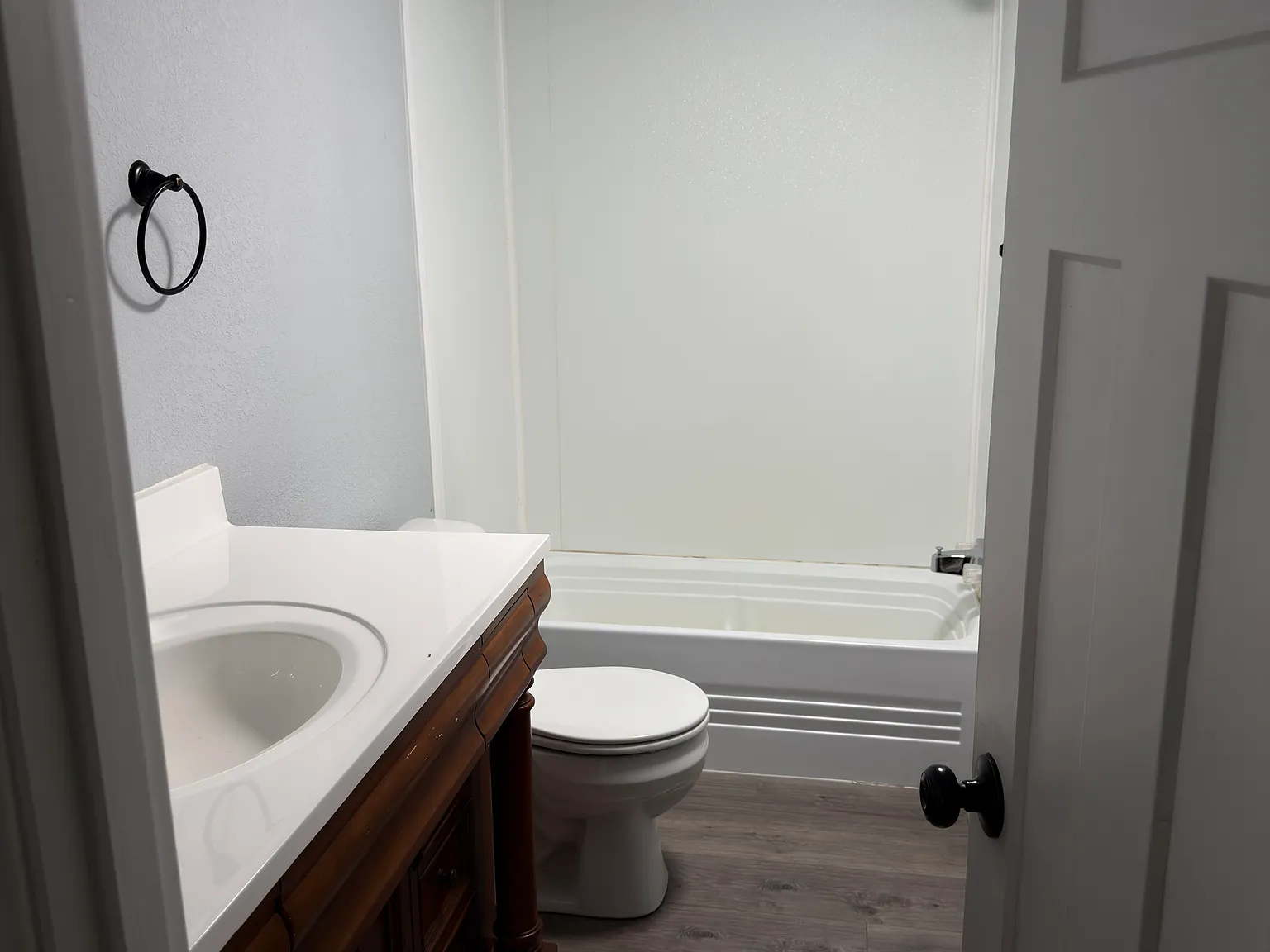 3 bed, 2079 sqft, $1,500 — Photo 4