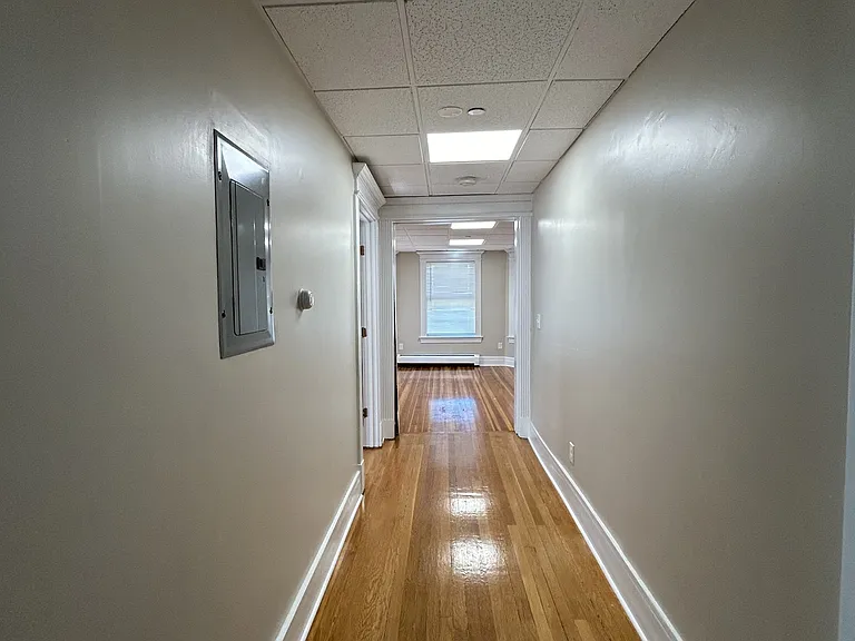 36 Roxbury St #1 — Photo 9