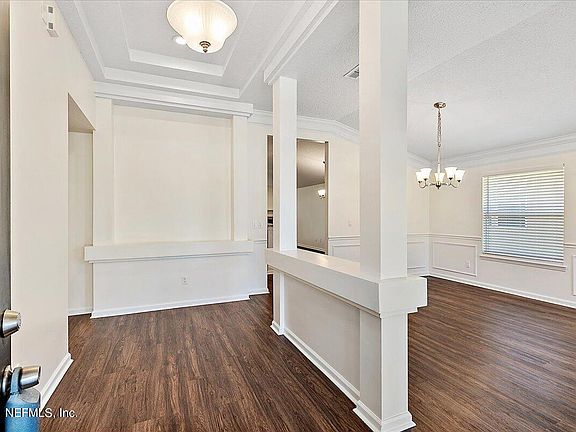 3rd image of 769 Hazelmoor Ln