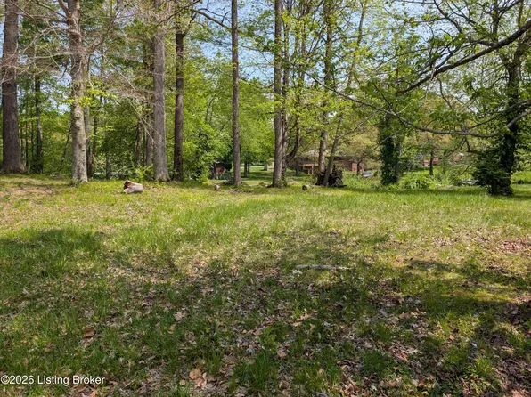 320 N Hereford Ln, Madison, IN 47250
