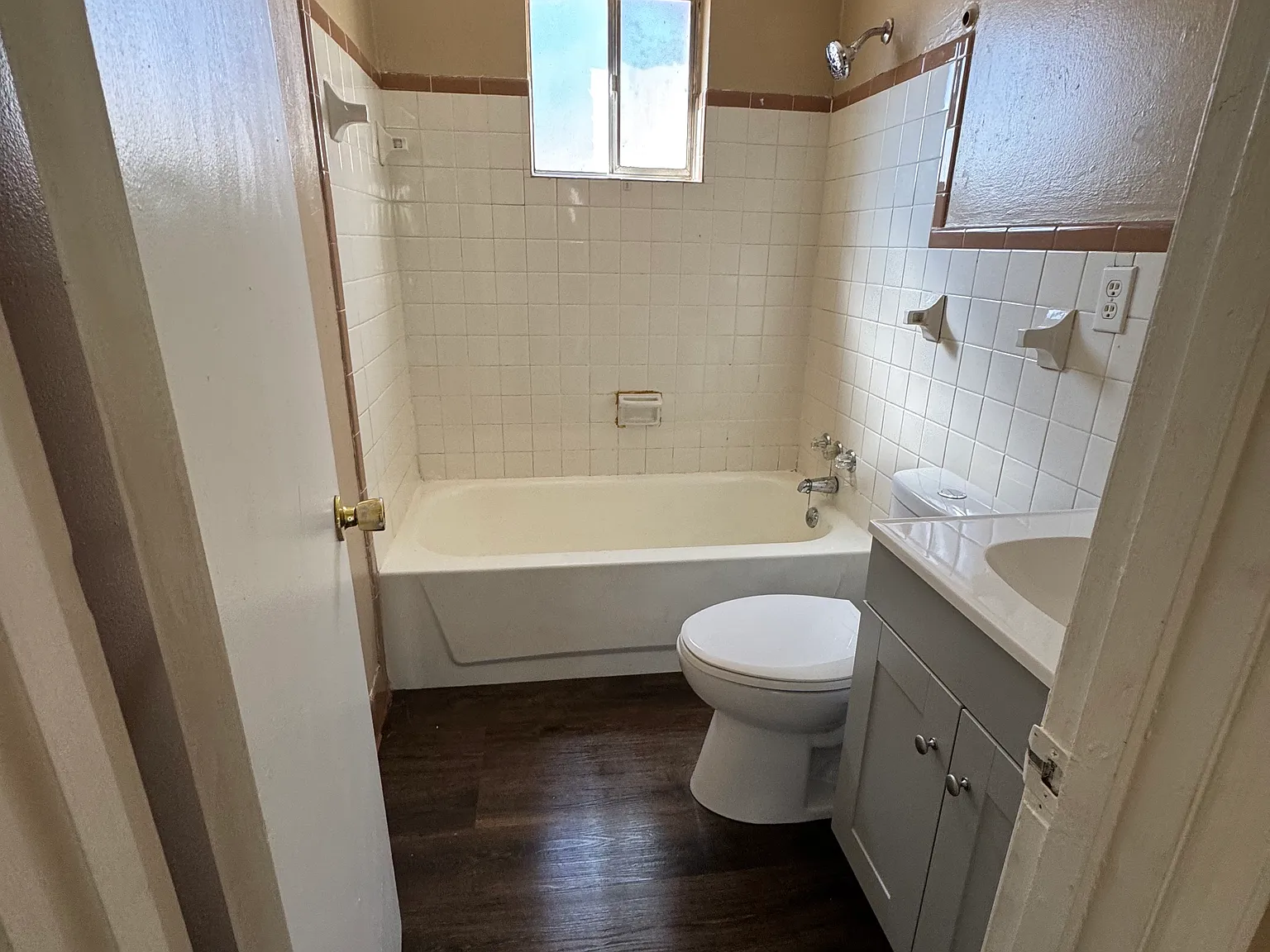 2 bed, 700 sqft, $700 — Photo 4