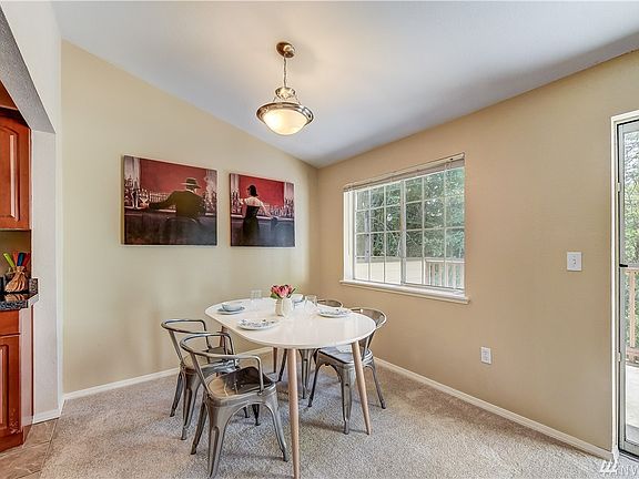 5th image of 15433 Country Club Dr Unit A305