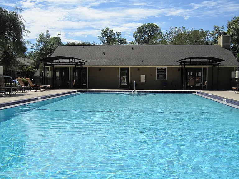Stone Creek Apartments — Photo 15