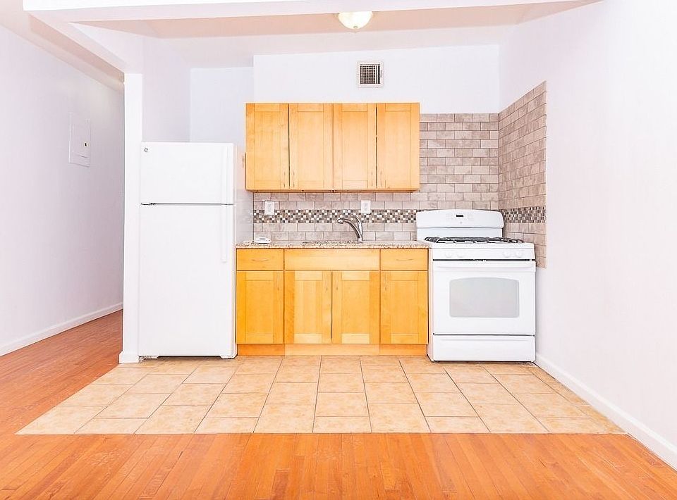 1st image of 613 Marcy Ave APT 4D