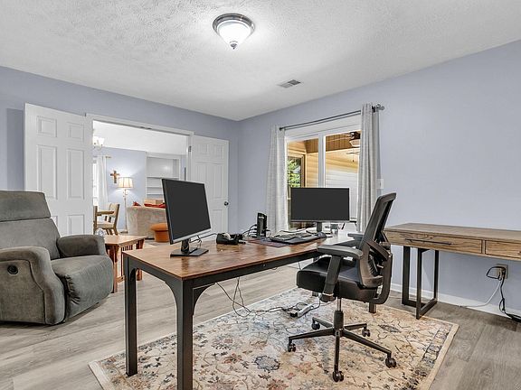 5th image of 75 Forest Lake Dr