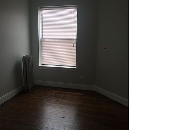 4th image of 6217 S Dorchester Ave