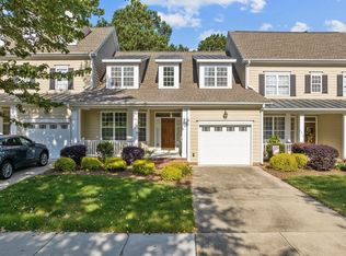 1216 Fairview Club Dr, Wake Forest, NC 27587