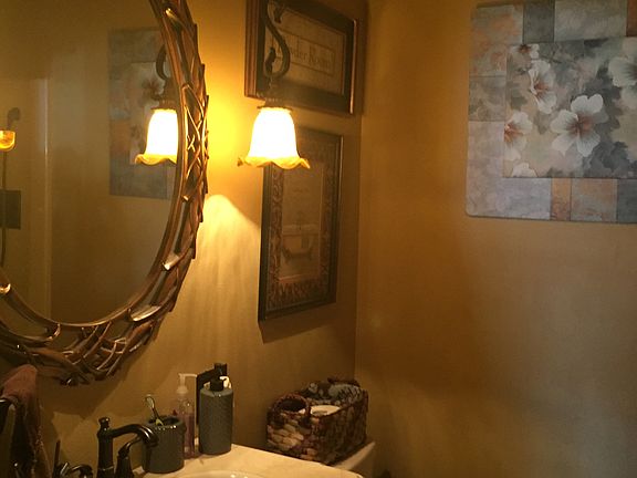 3rd image of 1686 Tiger Ln