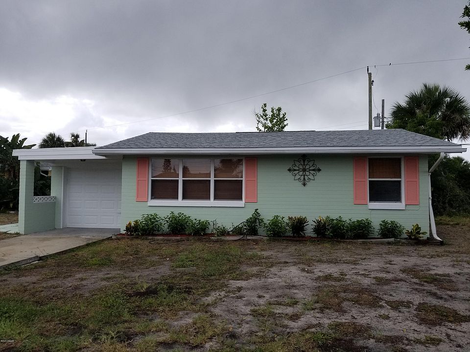 1st image of 17 Palmetto Dr