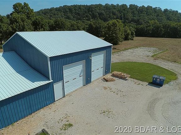 4th image of 340 Blue Springs Dr