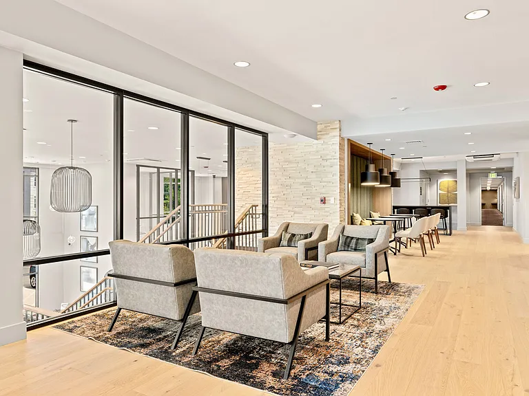 James Run Apartments — Photo 24