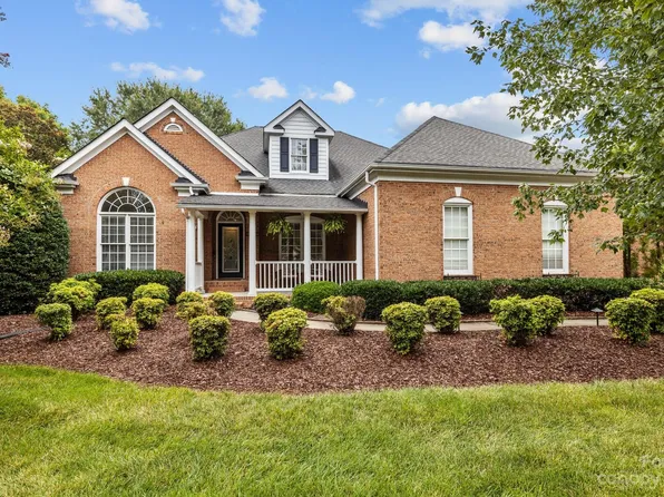 9324 Belmont Ln, Waxhaw, NC 28173