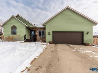 7000 S Crane Ave, Sioux Falls, SD 57108