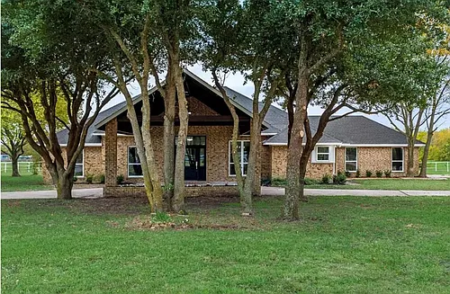 3403 County Road 1157 Photo 1