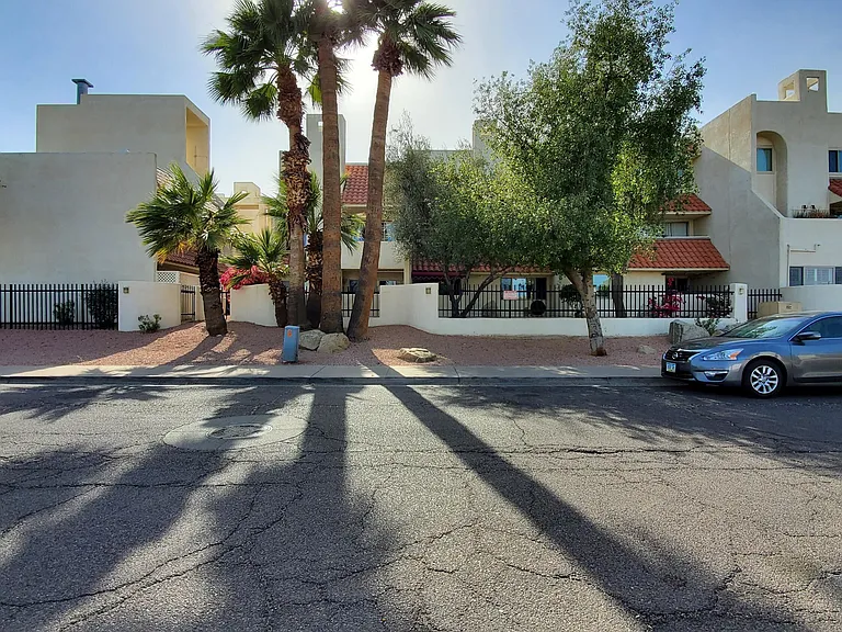 4330 N 5th Ave #209 — Photo 39