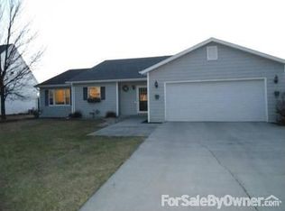 2213 12th Ave NW, East Grand Forks, MN 56721