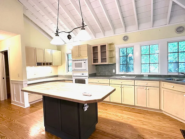 1278 Quattlefield Ln — Photo 10