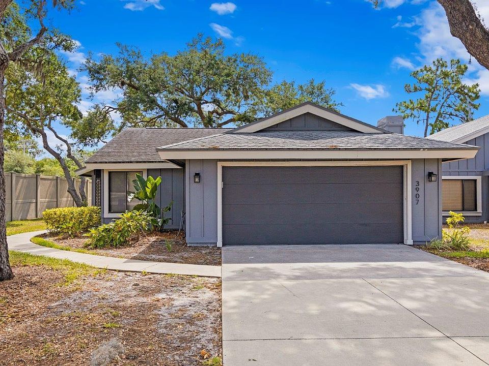 1st image of 3907 Shady Glen Ln