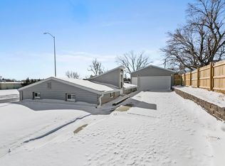 701 W A St, Lincoln, NE 68522