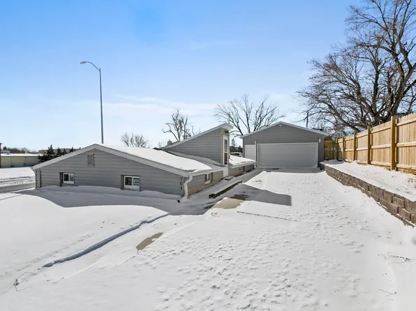 701 W A St, Lincoln, NE 68522