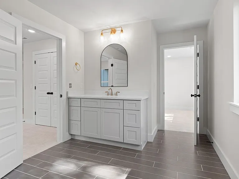 638 Ladd Ave — Photo 25