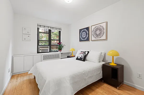 Rented by Compass | media 14