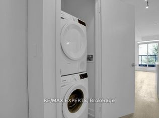 859 The Queensway W #222, Toronto, ON M8Z 1N8