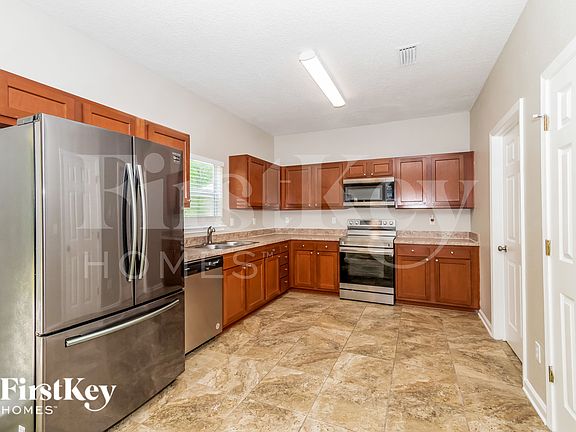5th image of 7266 Rampart Ridge Cir
