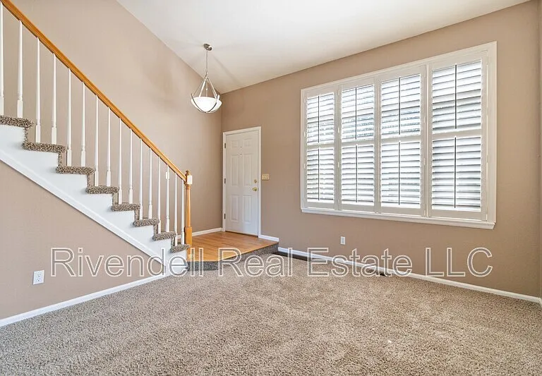 1529 Spring Water Way — Photo 2