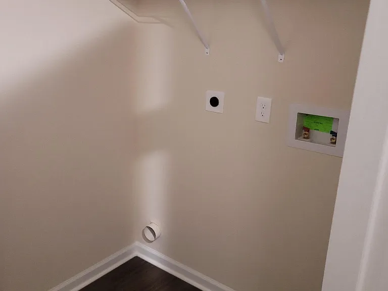 6996 Lucia Dr — Photo 5