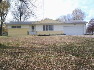 409 N Main St, Moulton, IA 52572