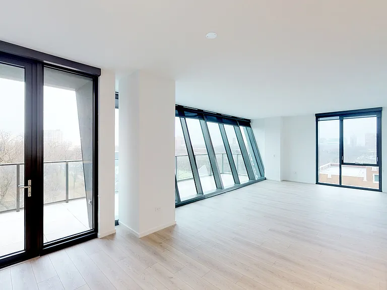 Dining/Living room