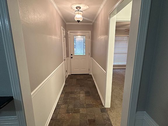 4th image of 8814 Chadwick Dr