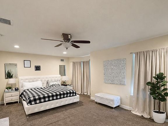 5th image of 57 Ray St