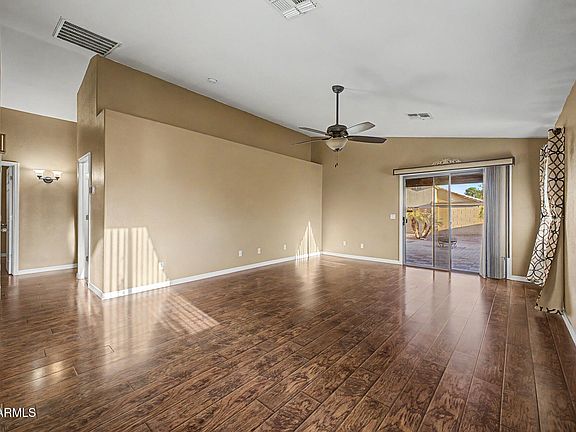 3rd image of 15193 W FILLMORE Street
