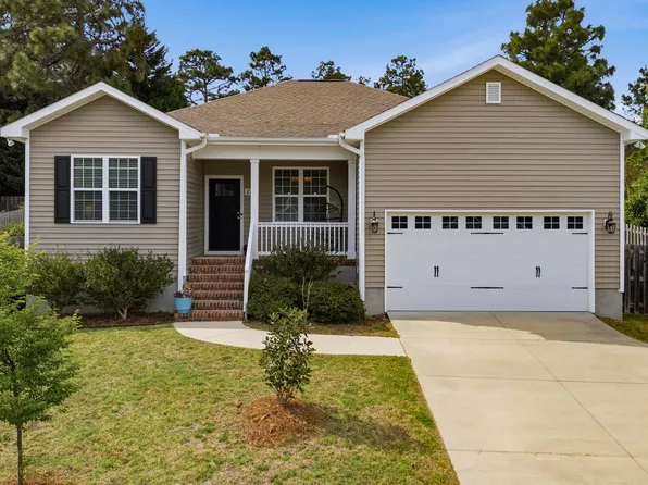 11 Barkley Lane, Pinehurst, NC 28374