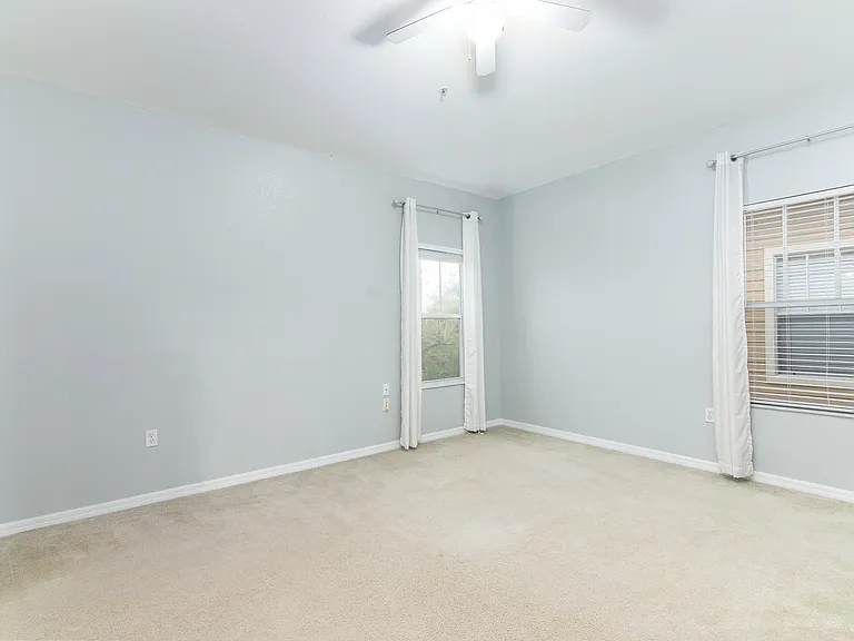 4850 SW 91st Ter #301 — Photo 15
