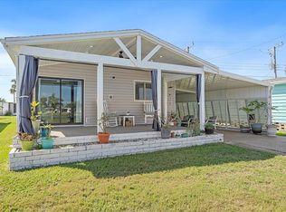 137 Lakeview Dr #137, Palmetto, FL 34221