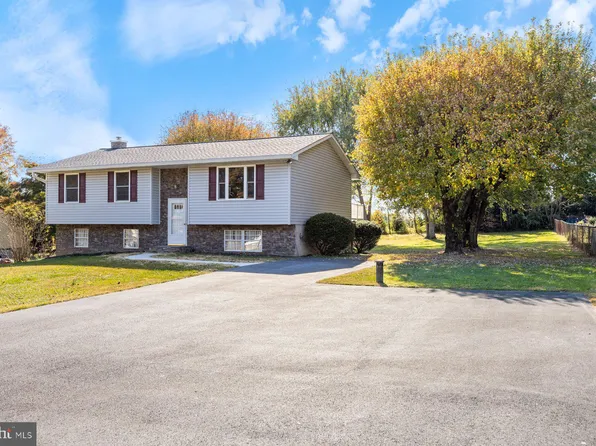 415 Ross Dr, Sykesville, MD 21784