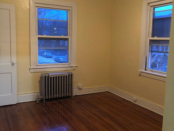 2nd image of 505 S 11th Ave #2L