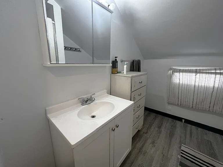 125 River St- Martin Apts — Photo 6