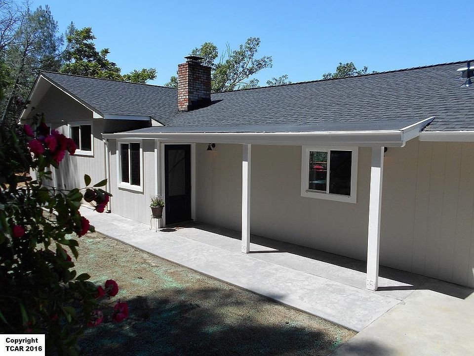 1st image of 208 Gerrymander Ave