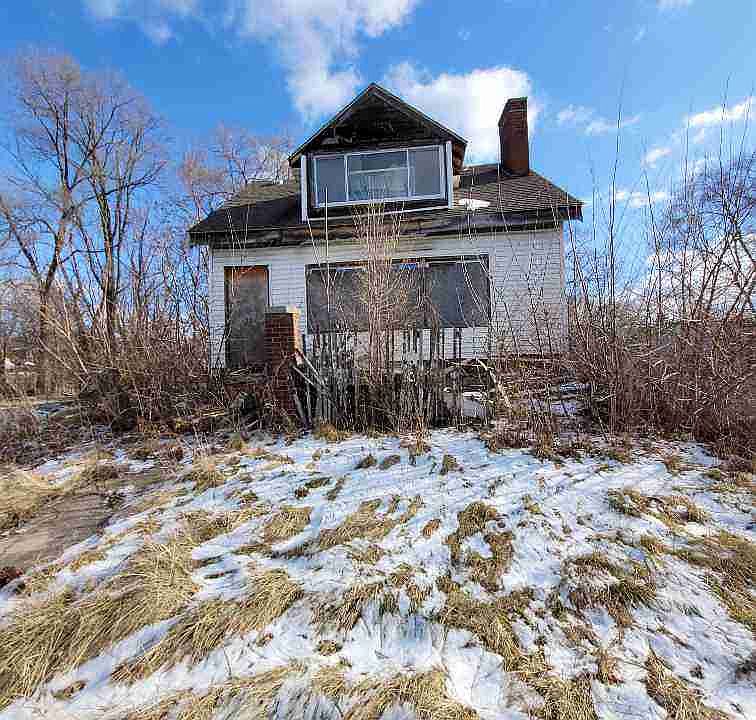 12368 Cherrylawn