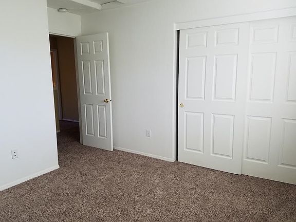 spare bedroom