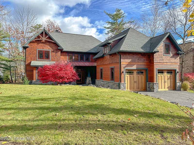 3rd image of 55 Indian Brook Drive