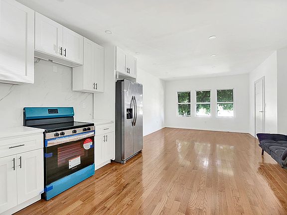 2nd image of 205-14 118th Ave #2