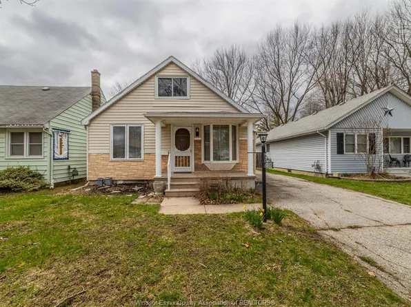 1517 Westminster Ave, Windsor, ON N8T 1W8